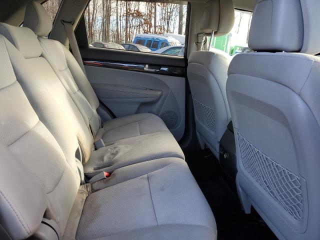 Photo 11 from auction – 2013 KIA SORENTO LX with VIN 5XYKTCA64DG376544