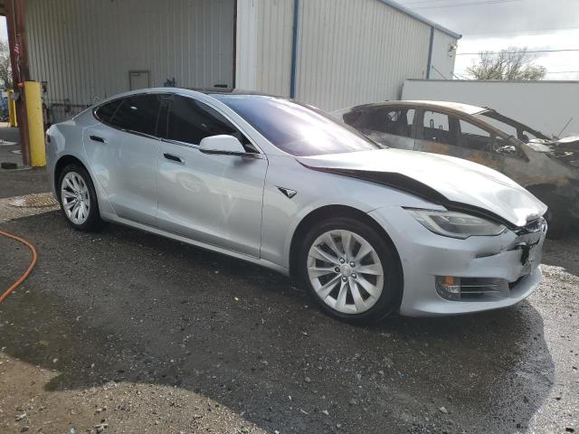Photo 4 from auction – 2017 TESLA MODEL S with VIN 5YJSA1E13HF193206