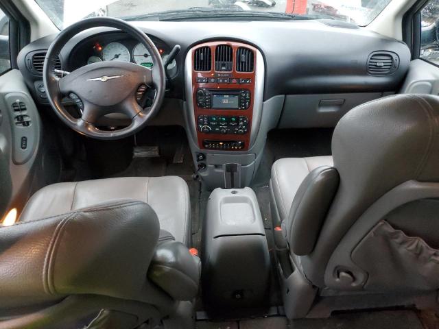Photo 8 from auction – 2005 CHRYSLER TOWN & COU with VIN 2C4GP64L25R196635