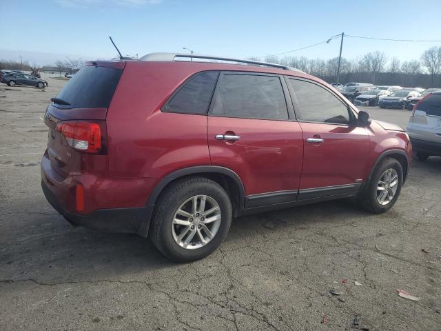 Photo 3 from auction – 2015 KIA SORENTO LX with VIN 5XYKTCA62FG638564