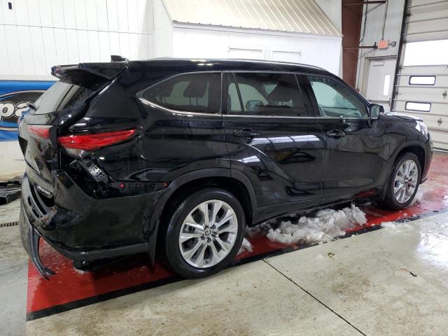 Photo 3 from auction – 2021 TOYOTA HIGHLANDER with VIN 5TDDZRBH2MS527216