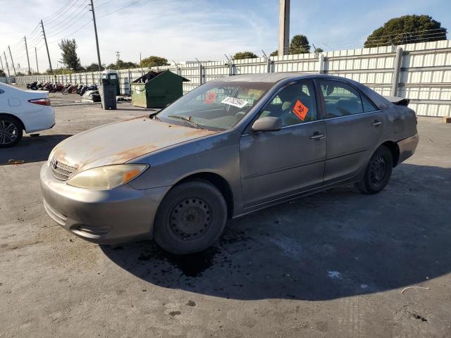 TOYOTA CAMRY LE 2002 with VIN 4T1BE32K32U598568 - Photo from auction