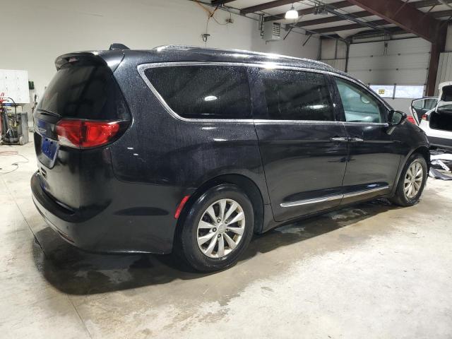 Photo 3 from auction – 2019 CHRYSLER PACIFICA T with VIN 2C4RC1BG4KR666091