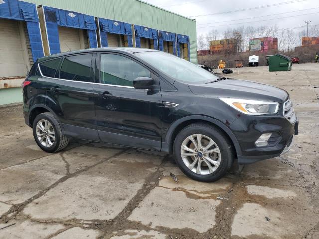 Photo 4 from auction – 2017 FORD ESCAPE SE with VIN 1FMCU9GD7HUD25923