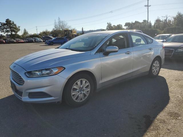 FORD FUSION S 2013 with VIN 3FA6P0G70DR263755 - Photo from auction