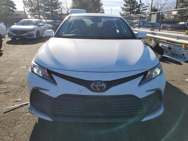 Photo 5 from auction – 2022 TOYOTA CAMRY LE with VIN 4T1C11BK7NU071870