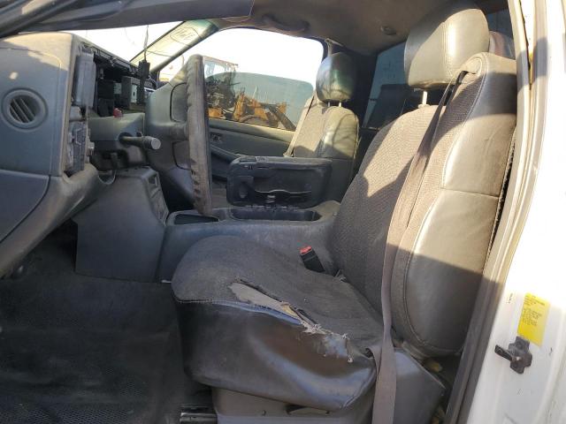 Photo 7 from auction – 2002 CHEVROLET SILVERADO with VIN 1GBHC24U02E241344