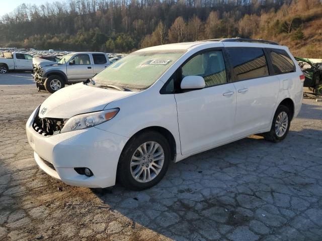 TOYOTA SIENNA XLE 2011 with VIN 5TDYK3DC8BS112368 - Photo from auction