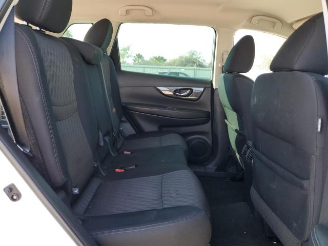 Photo 11 from auction – 2018 NISSAN ROGUE S with VIN 5N1AT2MT4JC732798