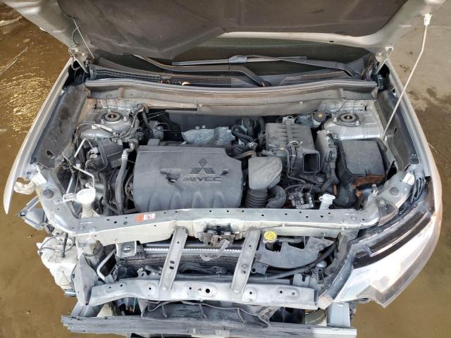 Photo 12 from auction – 2018 MITSUBISHI OUTLANDER with VIN JA4AD3A34JZ023811