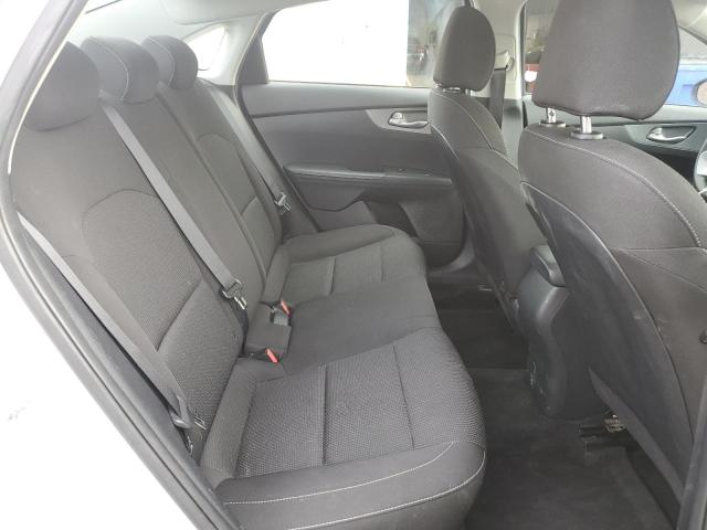 Photo 10 from auction – 2021 KIA FORTE FE with VIN 3KPF24AD5ME350217
