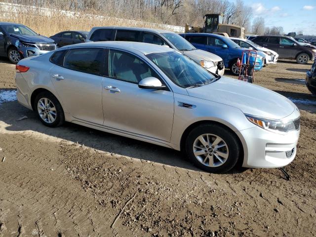 Photo 4 from auction – 2018 KIA OPTIMA LX with VIN 5XXGT4L33JG227783