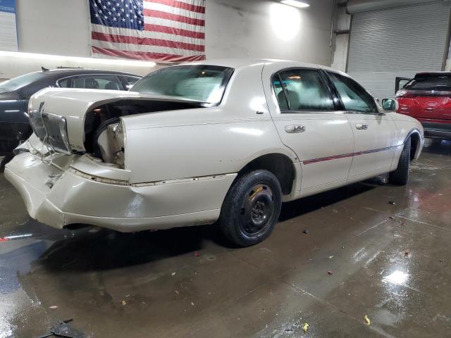 Photo 3 from auction – 2003 LINCOLN TOWN CAR C with VIN 1LNHM83W53Y623587