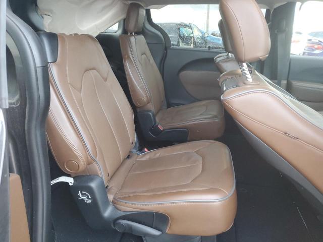 Photo 11 from auction – 2017 CHRYSLER PACIFICA L with VIN 2C4RC1GG5HR648135