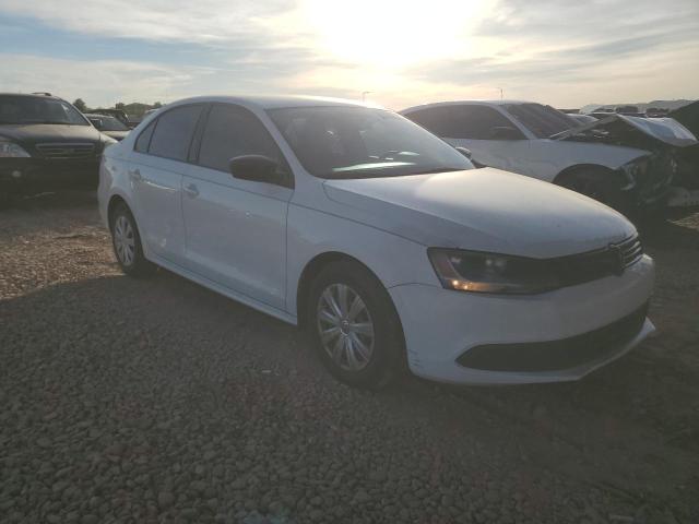Photo 4 from auction – 2014 VOLKSWAGEN JETTA BASE with VIN 3VW2K7AJ6EM332450