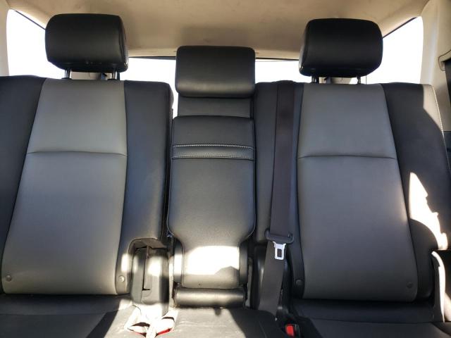 Photo 10 from auction – 2019 TOYOTA 4RUNNER SR with VIN JTEBU5JR2K5689189