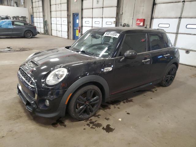 MINI COOPER S 2016 with VIN WMWXU3C5XG2B63166 - Photo from auction