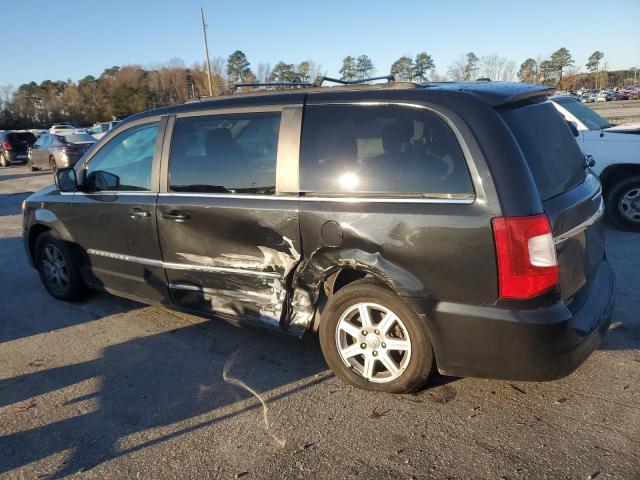 Photo 2 from auction – 2011 CHRYSLER TOWN & COU with VIN 2A4RR5DG5BR719720