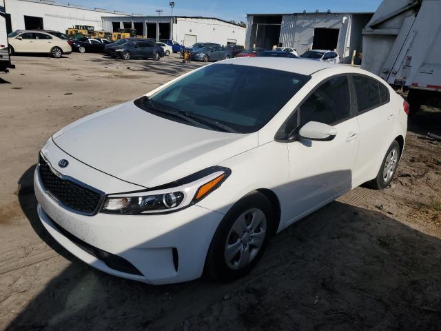 KIA FORTE LX 2017 z numerem VIN 3KPFK4A7XHE044355 - Zdjęcie z aukcji