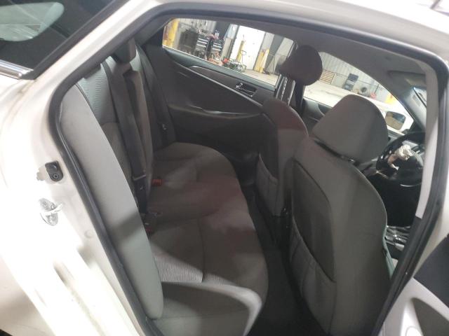 Photo 10 from auction – 2013 HYUNDAI SONATA HYB with VIN KMHEC4A46DA074587