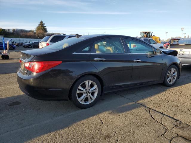 Photo 3 from auction – 2013 HYUNDAI SONATA SE with VIN 5NPEC4AC6DH561549