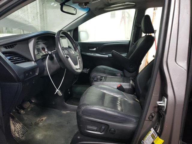 Photo 7 from auction – 2017 TOYOTA SIENNA SE with VIN 5TDXZ3DC8HS788383