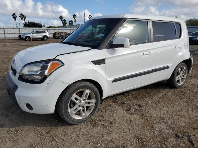 KIA SOUL + 2010 with VIN KNDJT2A25A7702508 - Photo from auction