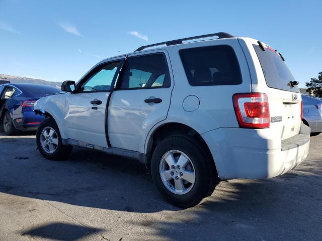 Photo 2 from auction – 2010 FORD ESCAPE XLT with VIN 1FMCU0DG5AKD28198