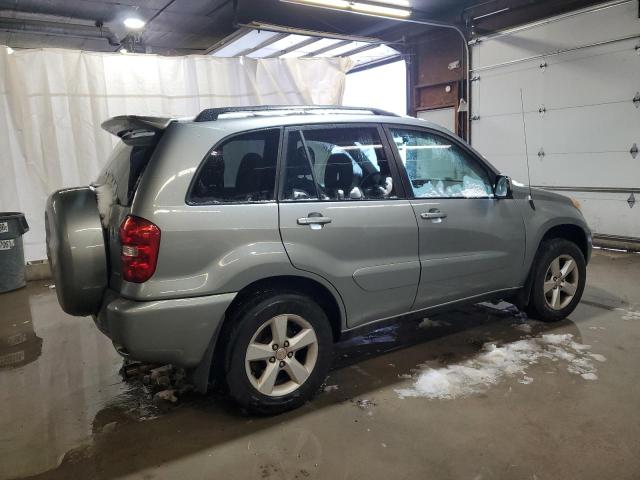 Foto 3 de la subasta – 2004 TOYOTA RAV4 con VIN JTEHD20VX40003648