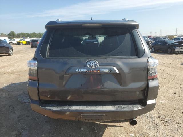 Photo 6 from auction – 2018 TOYOTA 4RUNNER SR with VIN JTEZU5JR9J5176180