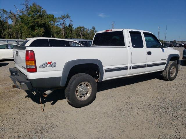 Photo 3 from auction – 2002 CHEVROLET SILVERADO with VIN 1GCHK29UX2E129612