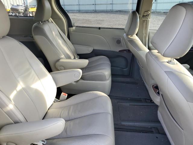 Photo 11 from auction – 2013 TOYOTA SIENNA XLE with VIN 5TDYK3DC8DS295340
