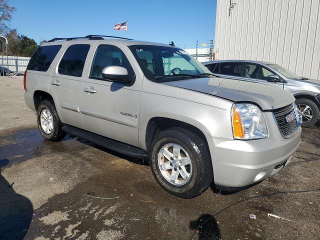 Photo 4 from auction – 2007 GMC YUKON with VIN 1GKFC130X7R286324