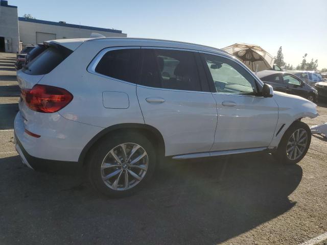 Photo 3 from auction – 2019 BMW X3 SDRIVE3 with VIN 5UXTR7C56KLE96119