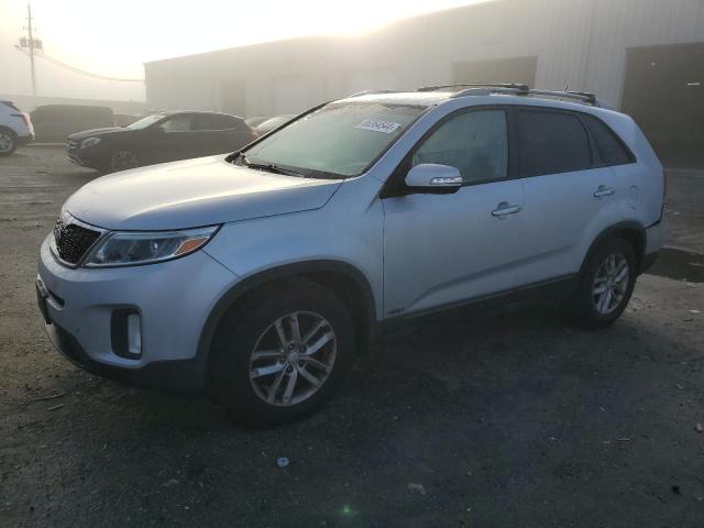Photo 1 from auction – 2015 KIA SORENTO LX with VIN 5XYKTCA61FG605085