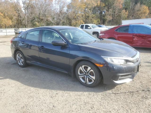 Photo 4 from auction – 2017 HONDA CIVIC LX with VIN 19XFC2F55HE028069