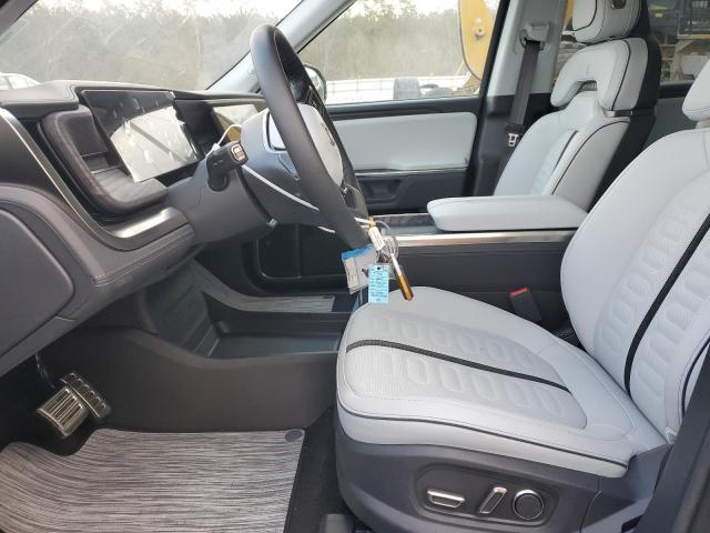 Photo 7 from auction – 2023 RIVIAN R1S LAUNCH with VIN 7PDSGABL9PN022280