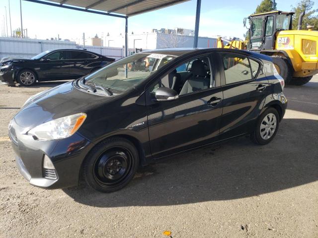 TOYOTA PRIUS C 2014 with VIN JTDKDTB31E1065446 - Photo from auction