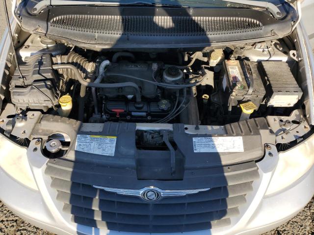 Photo 12 from auction – 2005 CHRYSLER TOWN & COU with VIN 1C4GP45R25B320845