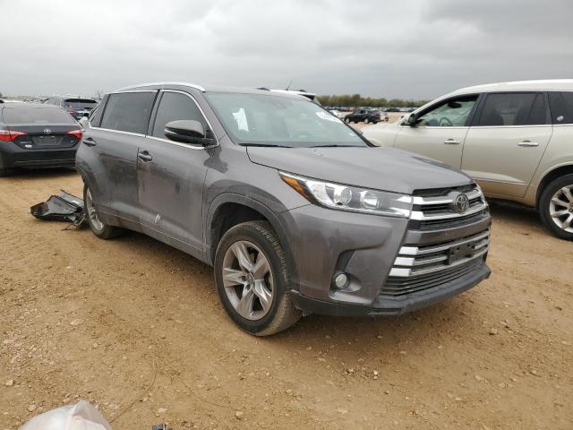 Photo 4 from auction – 2017 TOYOTA HIGHLANDER with VIN 5TDYZRFH0HS214361