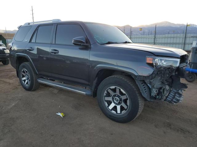 Photo 4 from auction – 2018 TOYOTA 4RUNNER SR with VIN JTEBU5JR2J5505075