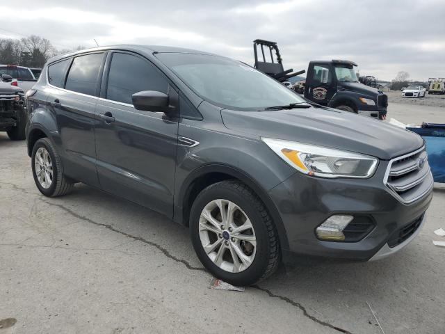 Photo 4 from auction – 2017 FORD ESCAPE SE with VIN 1FMCU9GD3HUC22143