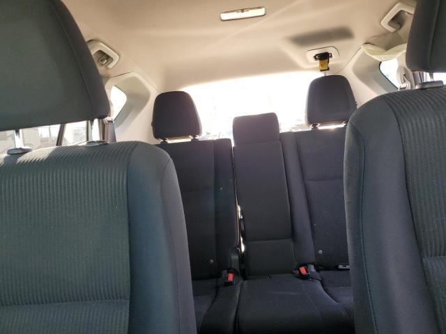 Photo 10 from auction – 2016 TOYOTA RAV4 LE with VIN JTMZFREV1GJ097888