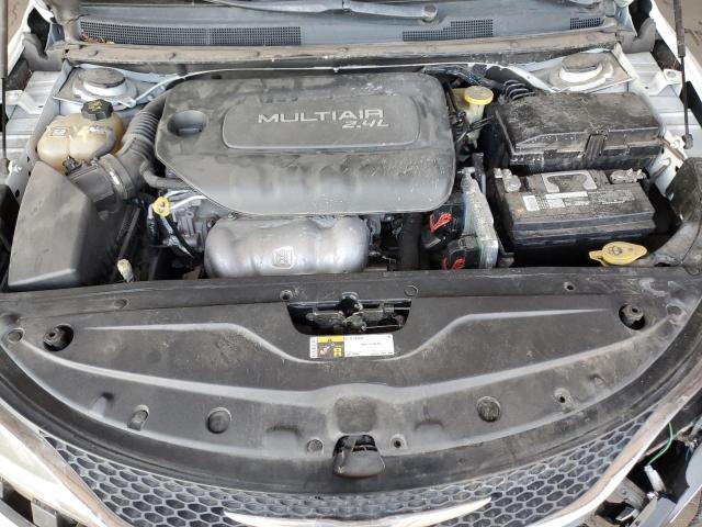 Photo 11 from auction – 2016 CHRYSLER 200 LIMITE with VIN 1C3CCCABXGN149152