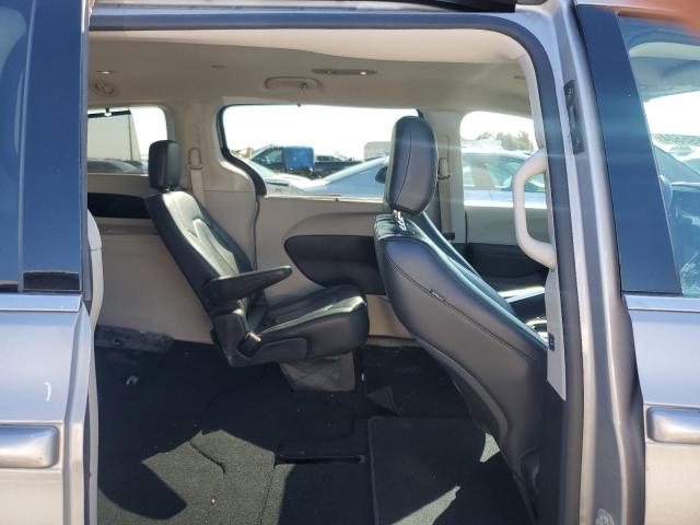 Photo 11 from auction – 2017 CHRYSLER PACIFICA T with VIN 2C4RC1BG2HR642171