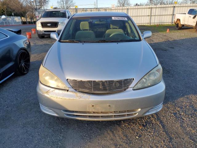 Photo 5 from auction – 2003 TOYOTA CAMRY LE with VIN 4T1BE32K43U757177