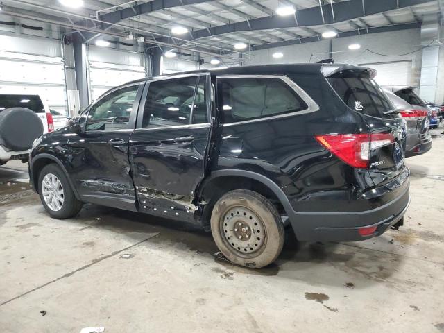 Photo 2 from auction – 2019 HONDA PILOT LX with VIN 5FNYF6H18KB025587