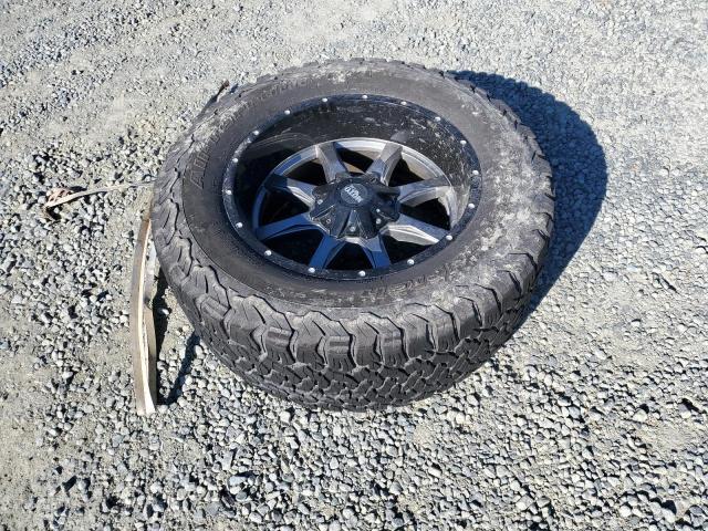 Photo 12 from auction – 2002 CHEVROLET SILVERADO with VIN 2GCEK19T521128633