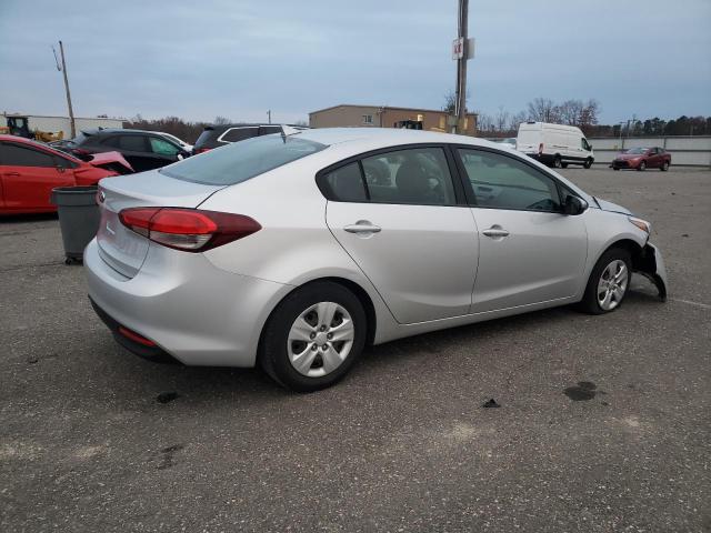 Photo 3 from auction – 2017 KIA FORTE LX with VIN 3KPFL4A74HE060063