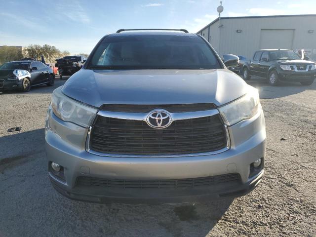 Photo 5 from auction – 2016 TOYOTA HIGHLANDER with VIN 5TDZKRFH4GS140756